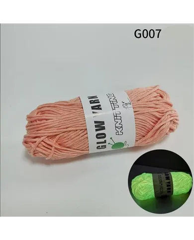 Пряжа, яка світиться у темряві Glow Yarn, рожева Пряжа, яка світиться у темряві Glow Yarn, рожева