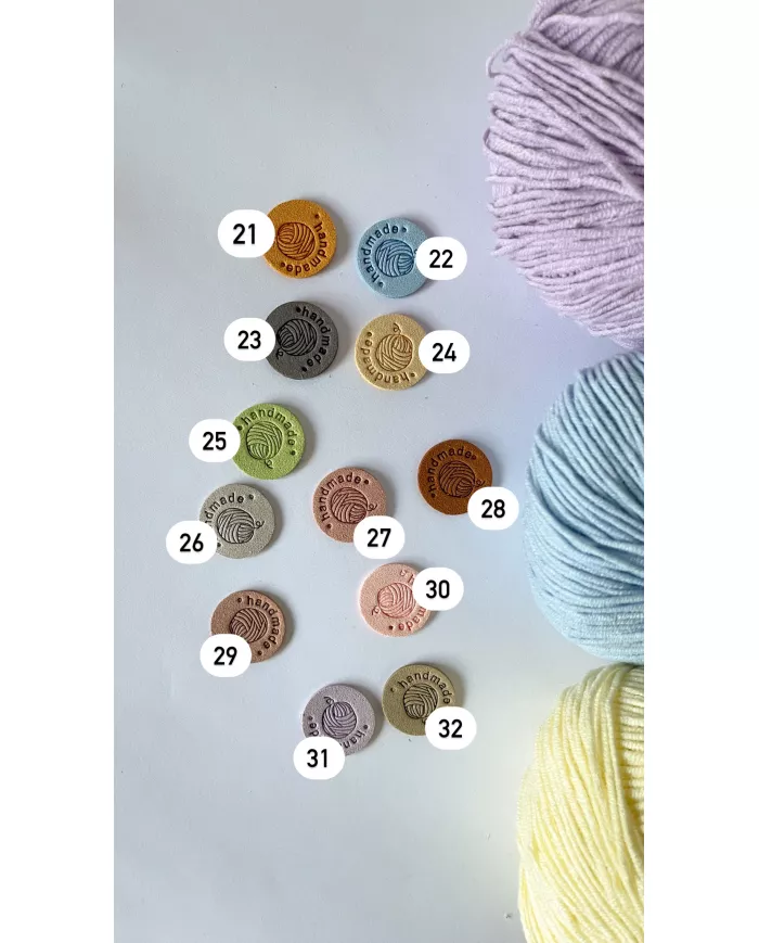 Бірка замшева кругла "Hand made"з клубочком, 2,5 см Бірка замшева кругла "Hand made"з клубочком, 2,5 см