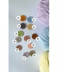 Бірка замшева кругла "Hand made"з клубочком, 2,5 см Бірка замшева кругла "Hand made"з клубочком, 2,5 см